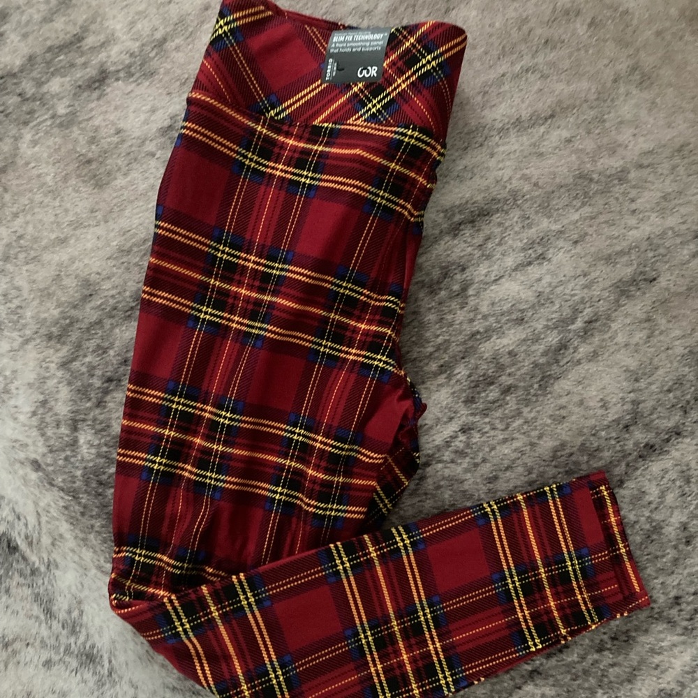 Betsey Johnson torrid leggings new with tags plaid pink rock